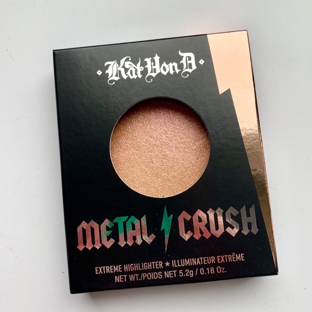 Kat Von D Metal Crush Extreme Highlighter